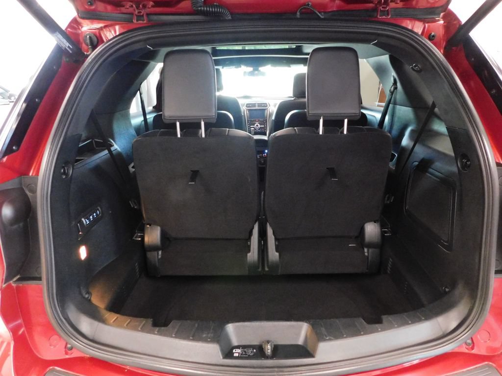 Certified 2019 Ford Explorer Sport w/ Equipment Group 401A AWD/4WD image 35