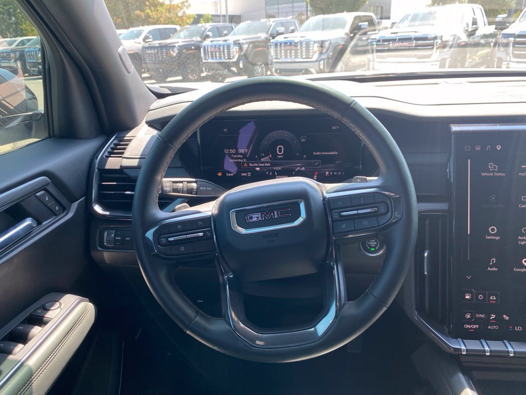 Used 2025 GMC Acadia AT4 AWD/4WD image 25