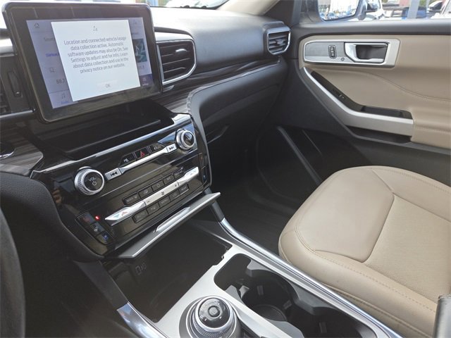 Certified 2022 Ford Explorer Limited w/ Equipment Group 301A image 44