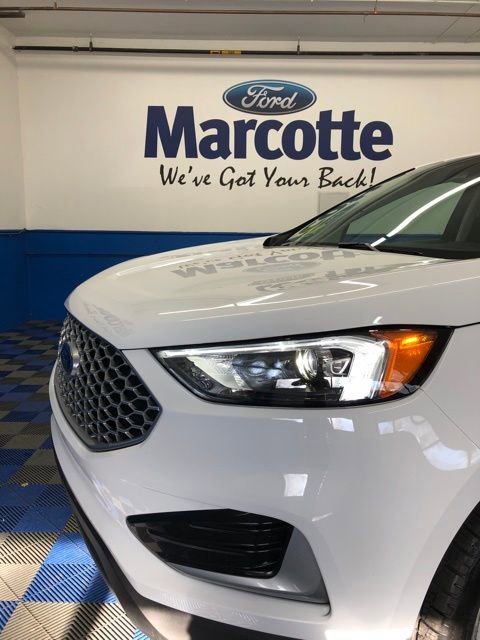 Certified 2024 Ford Edge SEL image 8