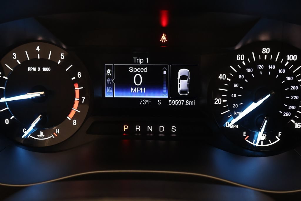Certified 2018 Ford Fusion SE FWD image 23