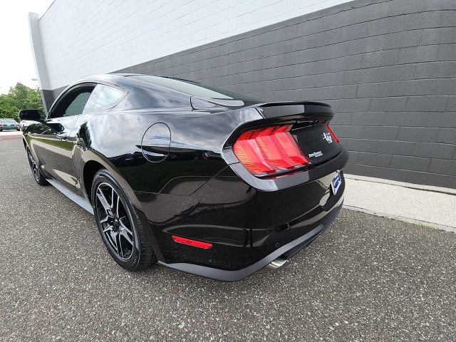 Certified 2019 Ford Mustang Premium RWD image 4