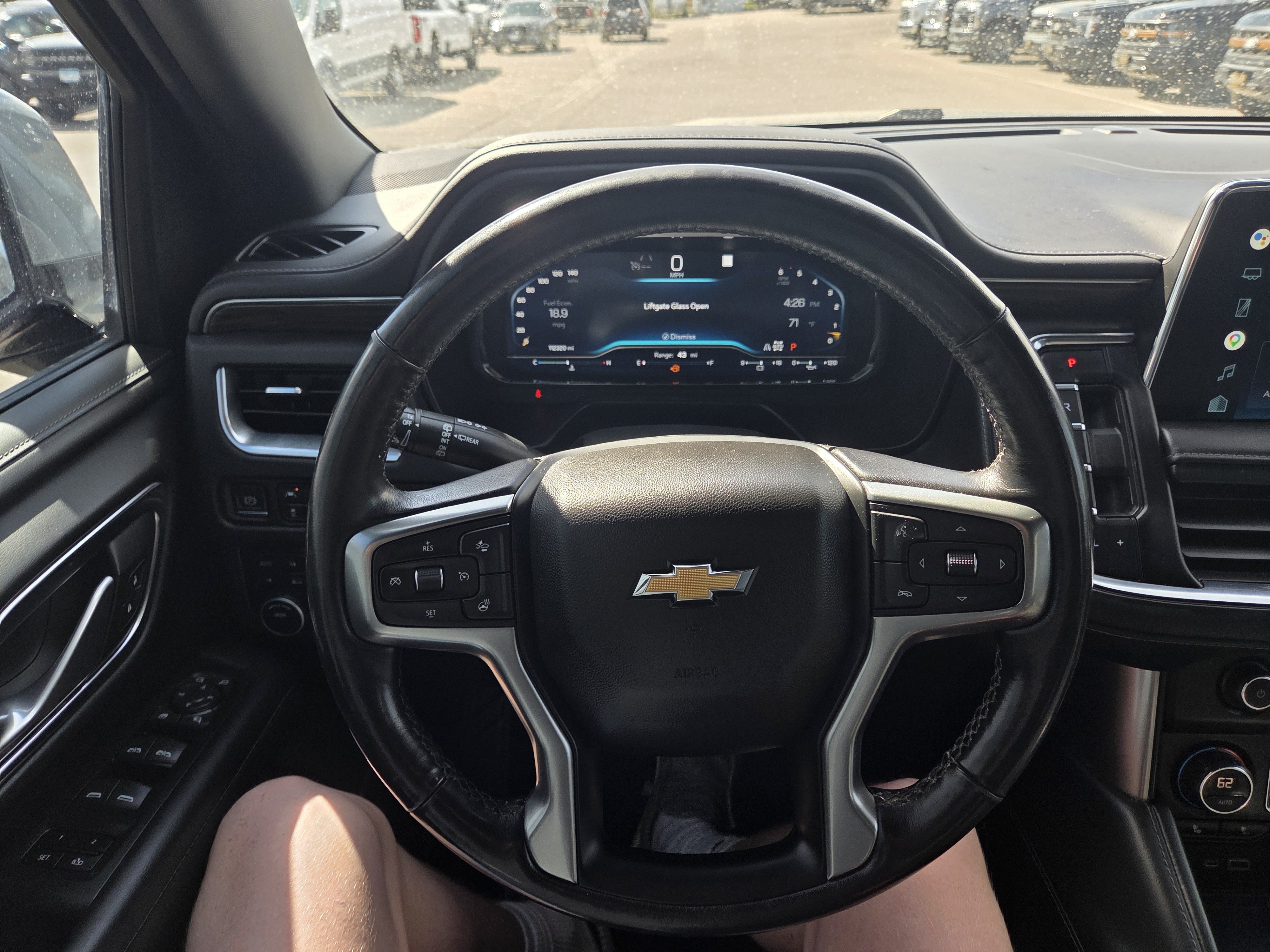Used 2022 Chevrolet Suburban LT w/ Luxury Package AWD/4WD image 8