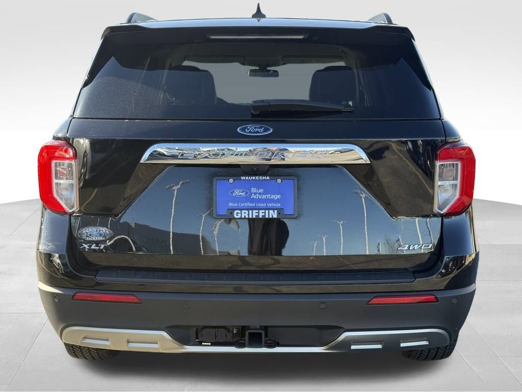 Certified 2021 Ford Explorer XLT w/ Equipment Group 202A image 2