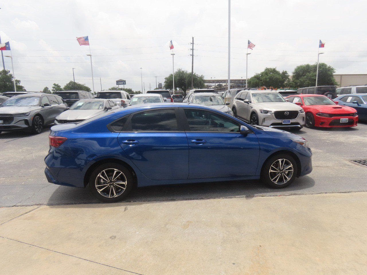 Used 2024 Kia Forte LXS FWD image 8
