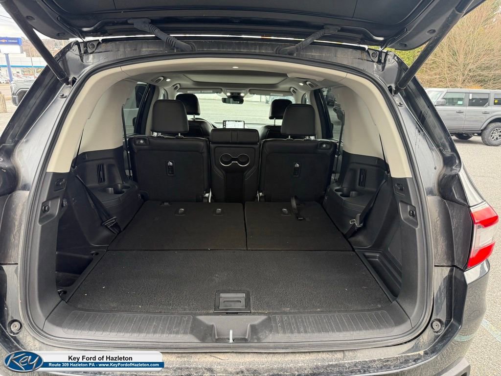 Used 2023 Honda Pilot Elite image 9