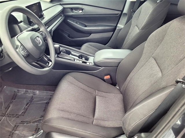Used 2023 Honda Accord EX image 10