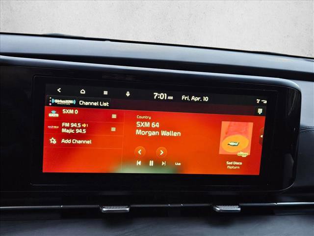 Used 2024 Kia Carnival EX FWD image 12