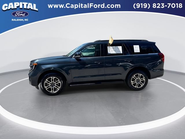 Certified 2025 Ford Expedition Active RWD image 5
