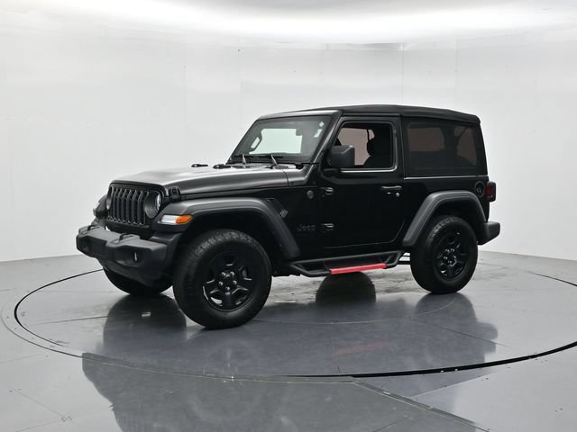 Used 2024 Jeep Wrangler Sport AWD/4WD image 5