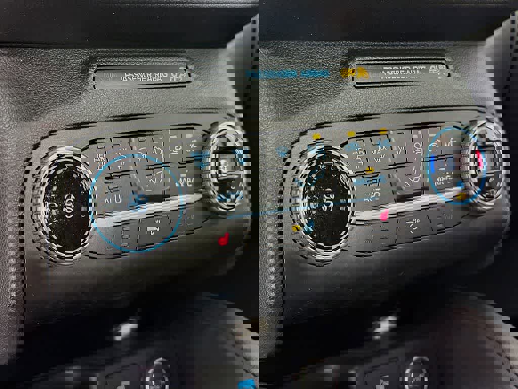 Certified 2020 Ford Escape SEL image 18