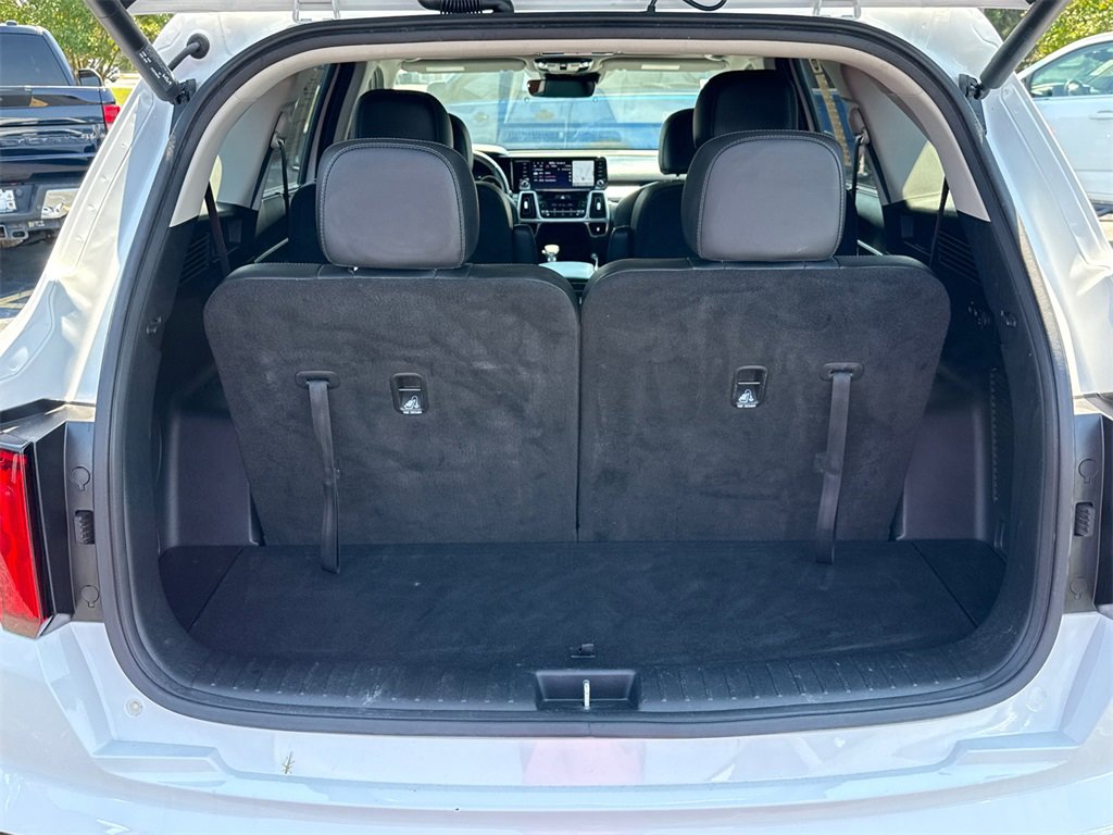 Used 2023 Kia Sorento SX image 18