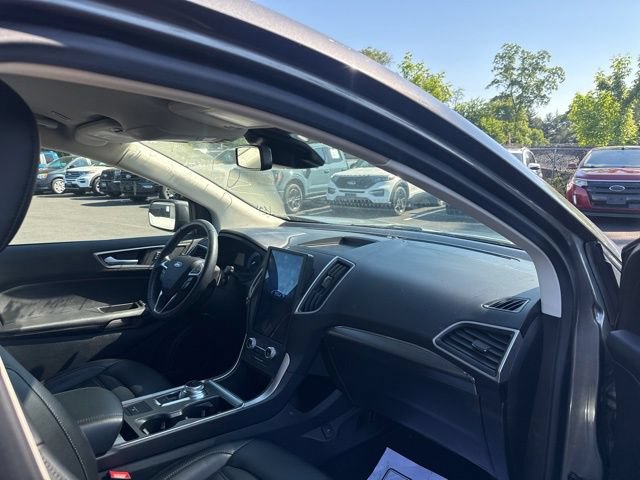 Certified 2022 Ford Edge SEL w/ Convenience Package AWD/4WD image 10