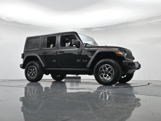 Used 2025 Jeep Wrangler Unlimited Rubicon AWD/4WD image 30