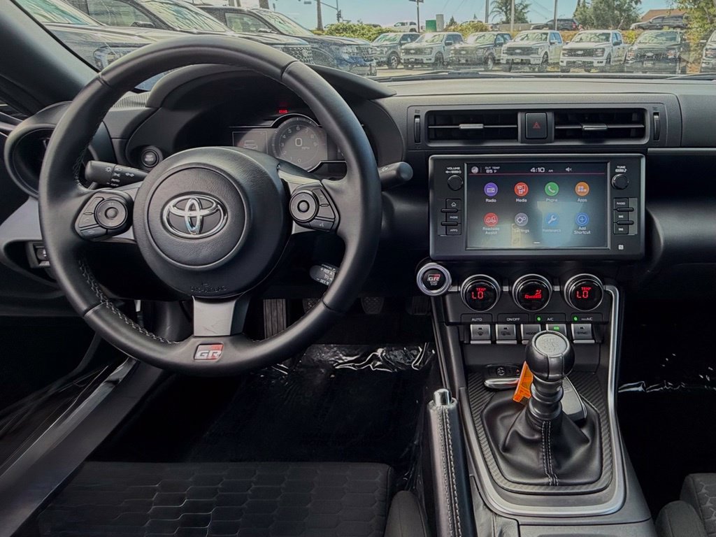 Used 2023 Toyota GR86 RWD image 27
