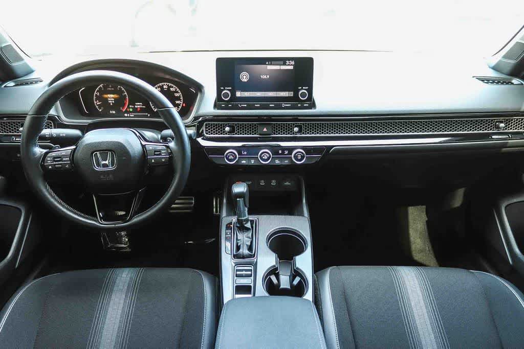 Used 2025 Honda Civic Sport image 12