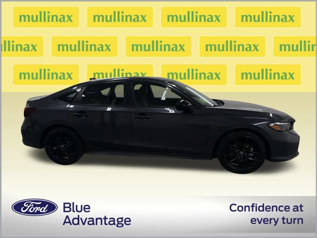 Used 2025 Honda Civic Sport image 6