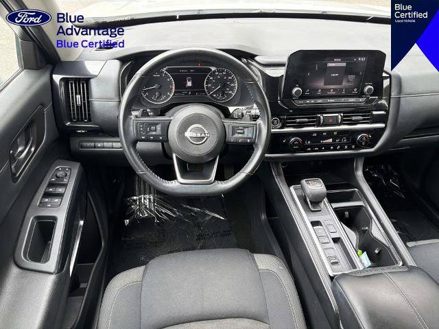 Used 2024 Nissan Pathfinder SV FWD image 10