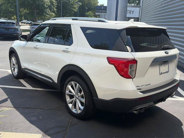 Certified 2023 Ford Explorer Platinum w/ Technology Package AWD/4WD image 3