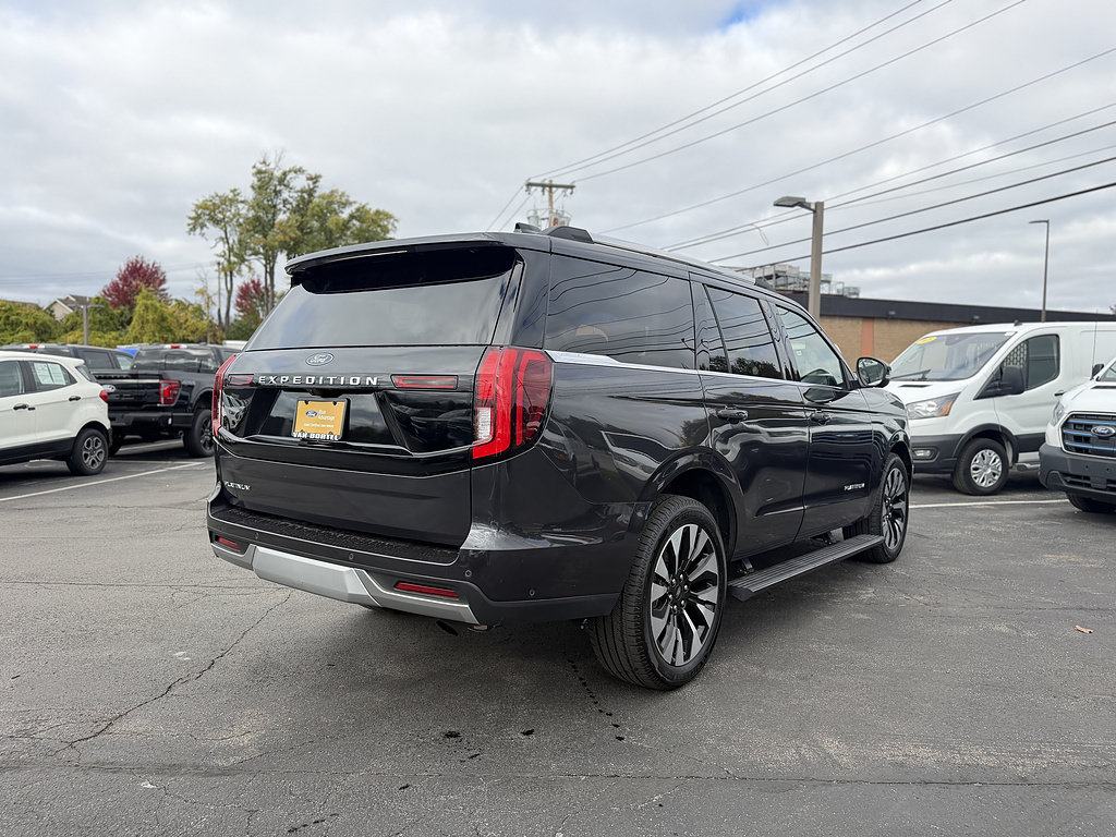 Certified 2025 Ford Expedition Platinum w/ Driver's Package AWD/4WD image 7