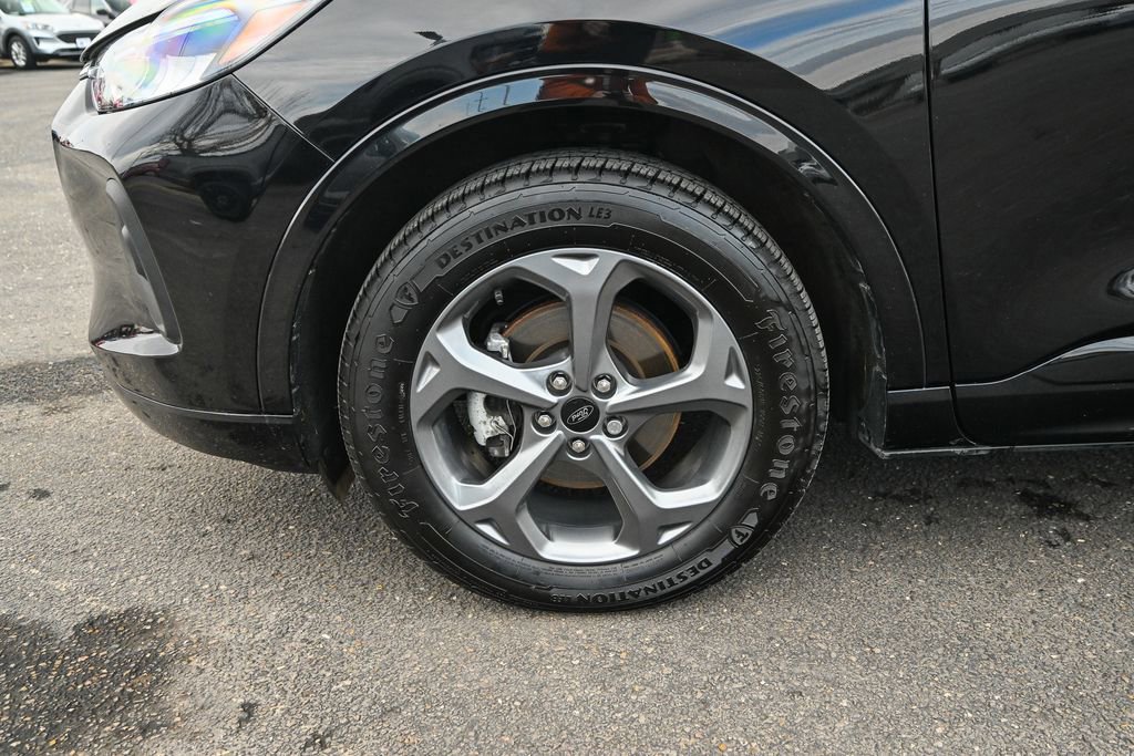 Certified 2023 Ford Escape ST-Line Select w/ Tech Pack #1 image 16