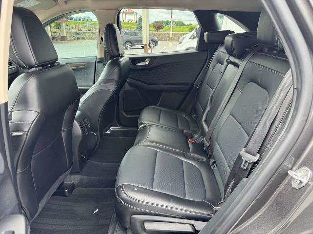 Certified 2020 Ford Escape Titanium AWD/4WD image 25
