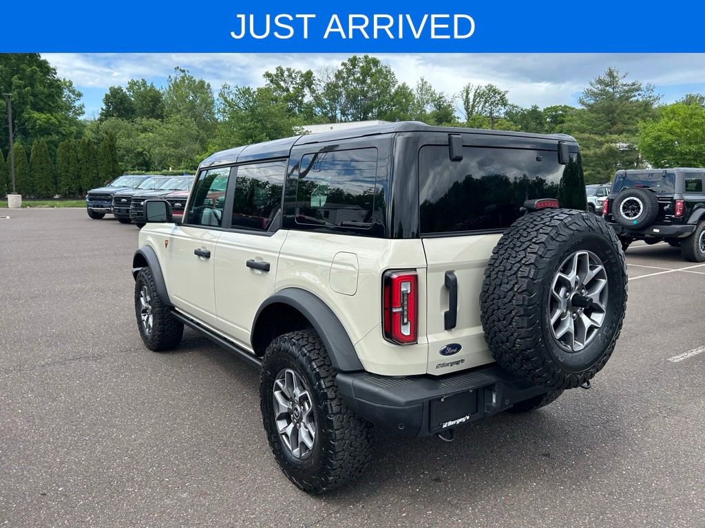 Certified 2025 Ford Bronco Badlands AWD/4WD image 9