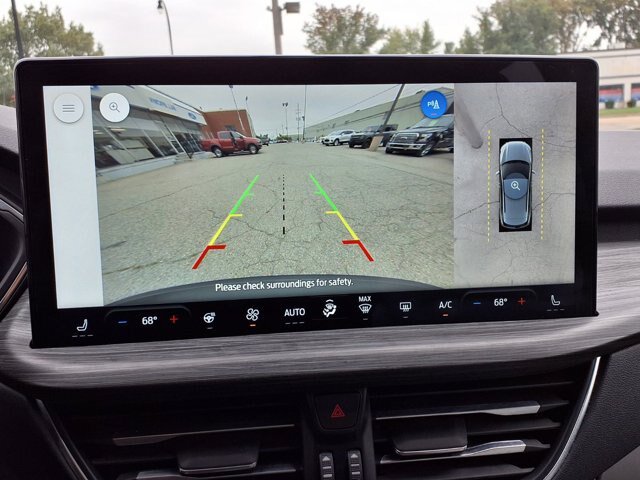 Certified 2023 Ford Escape Platinum AWD/4WD image 10