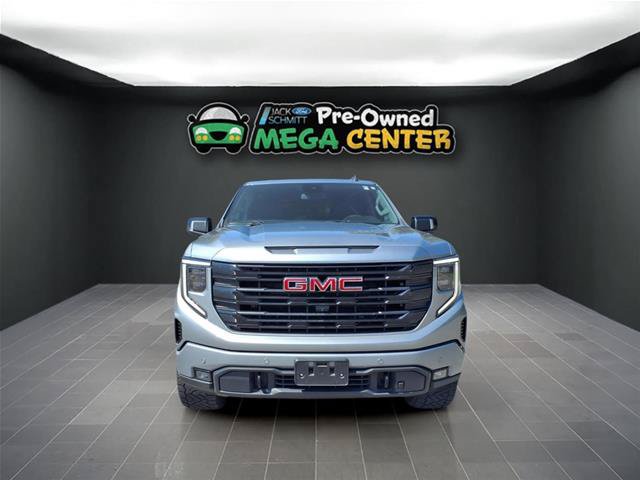 Used 2024 GMC Sierra 1500 Elevation w/ Elevation Premium Package AWD/4WD image 30