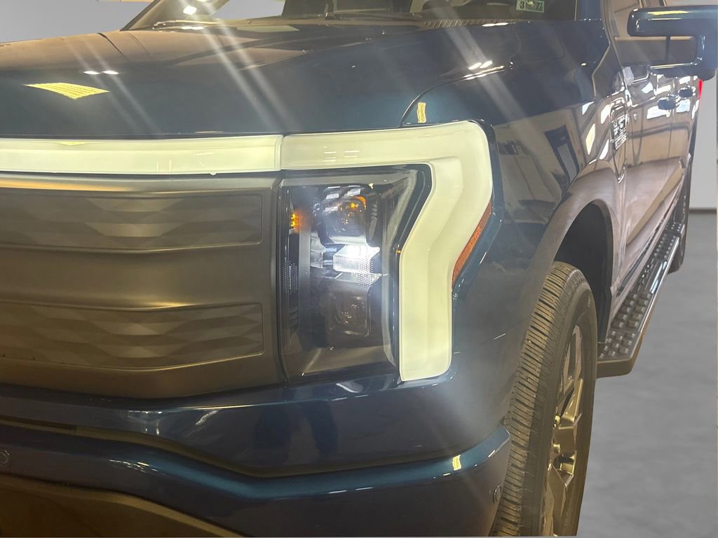 Certified 2022 Ford F150 Lightning Lariat w/ Max Trailer Tow Package image 22