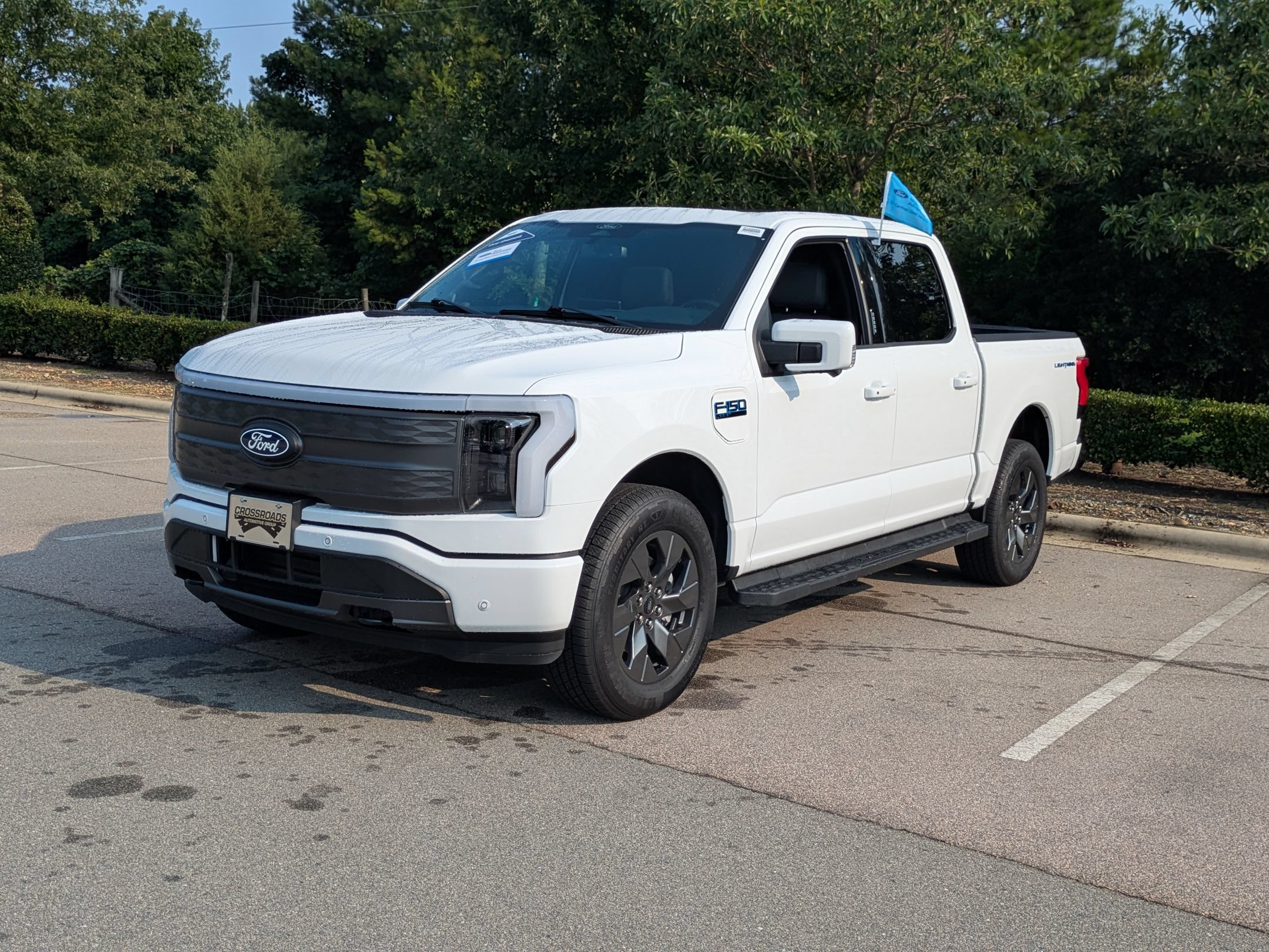 Certified 2025 Ford F150 Lightning Lariat AWD/4WD image 8