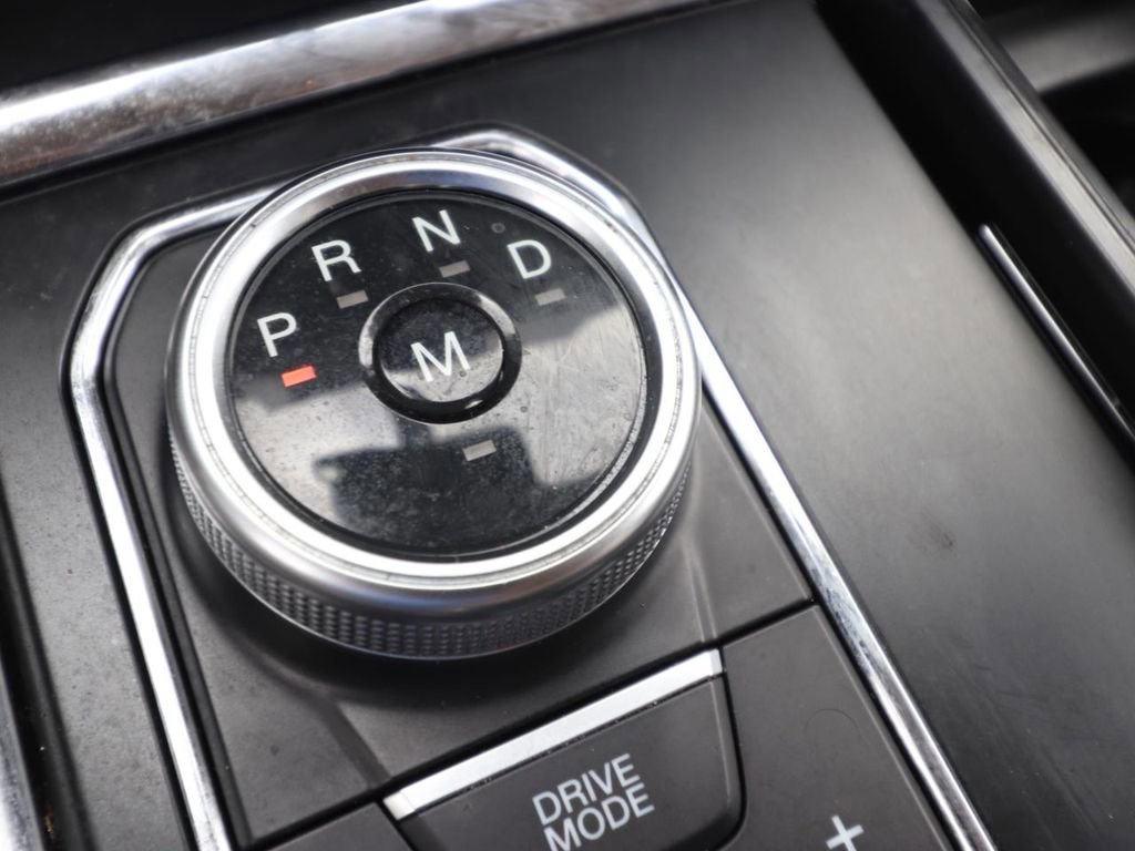 Certified 2024 Ford Expedition XLT image 25