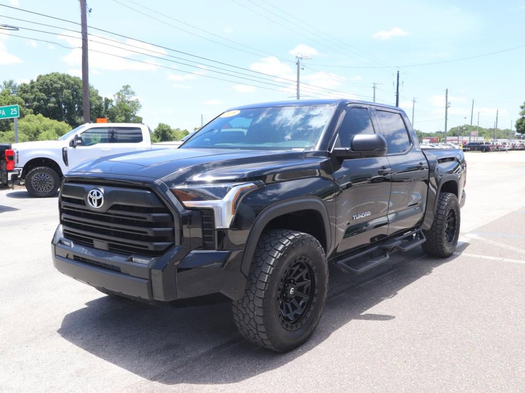 Used 2025 Toyota Tundra SR5 AWD/4WD image 5