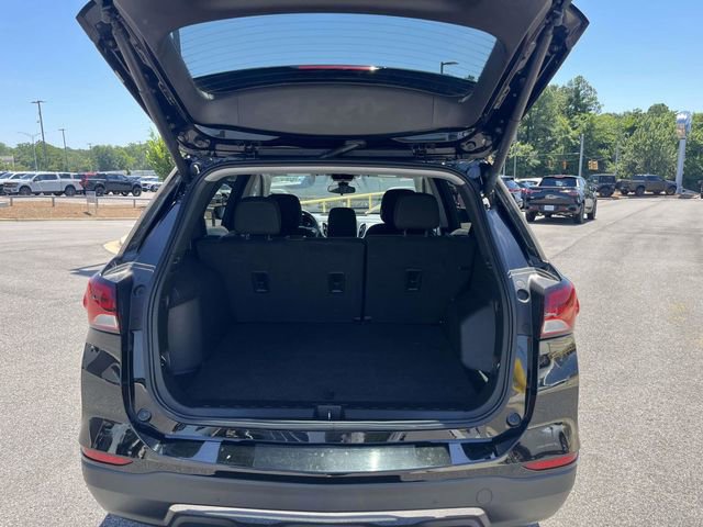 Used 2023 Chevrolet Equinox LT FWD image 11