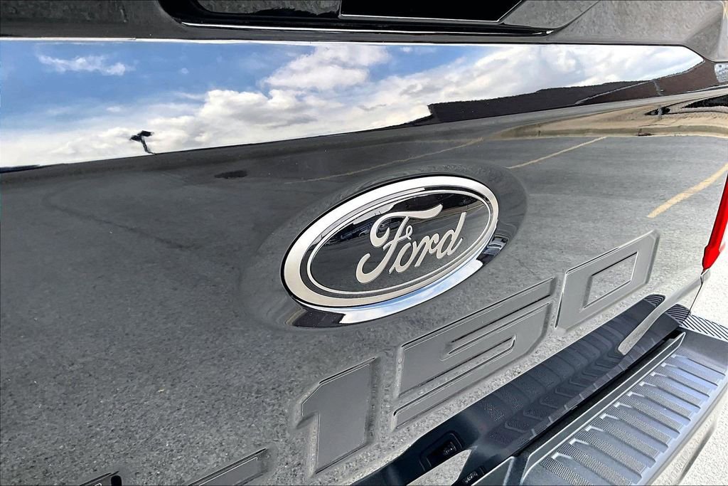 Certified 2023 Ford F150 Lariat w/ Equipment Group 502A High AWD/4WD image 31