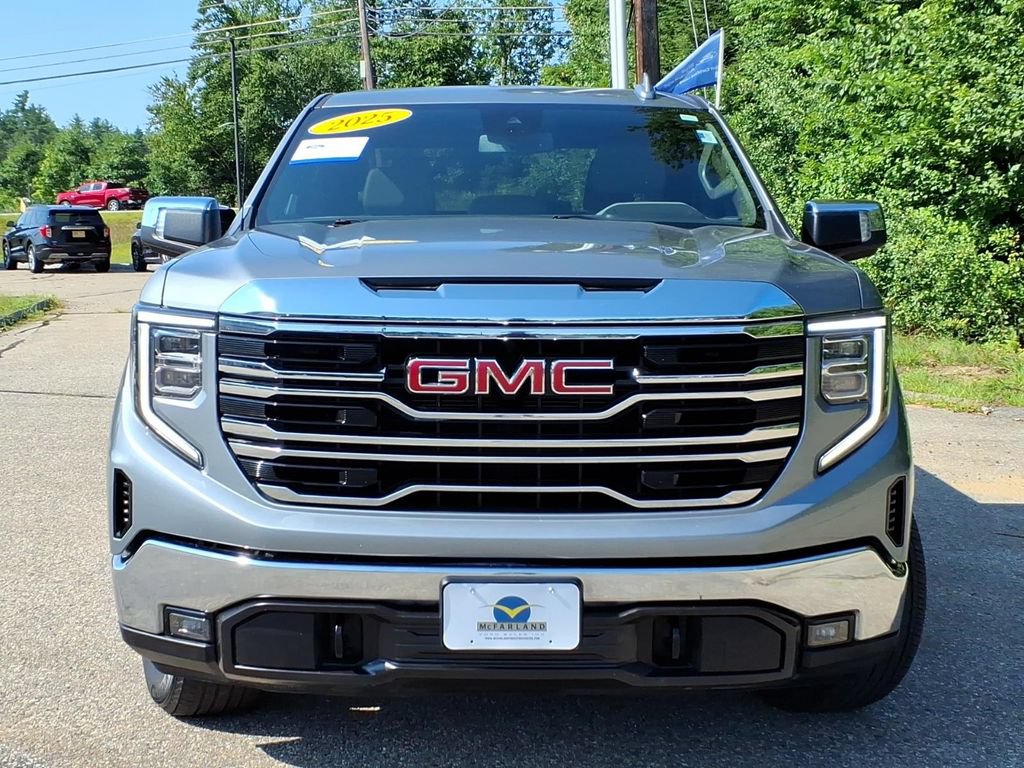 Used 2025 GMC Sierra 1500 SLT AWD/4WD image 8
