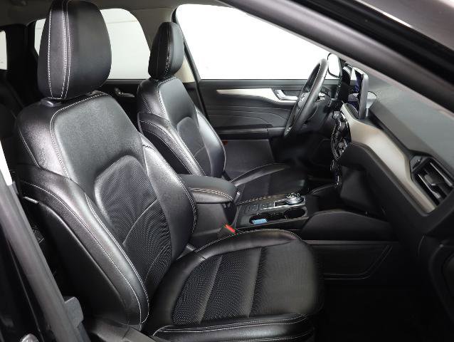 Certified 2022 Ford Escape SEL image 9