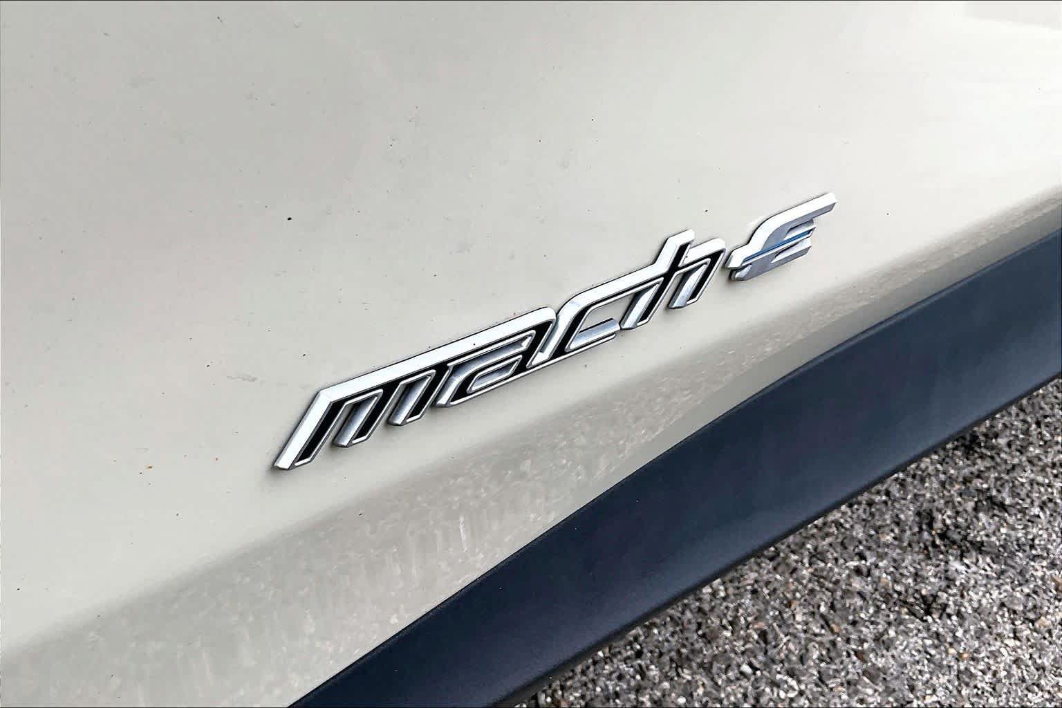 Certified 2025 Ford Mustang Mach-E Select w/ Comfort Package Lite RWD image 11