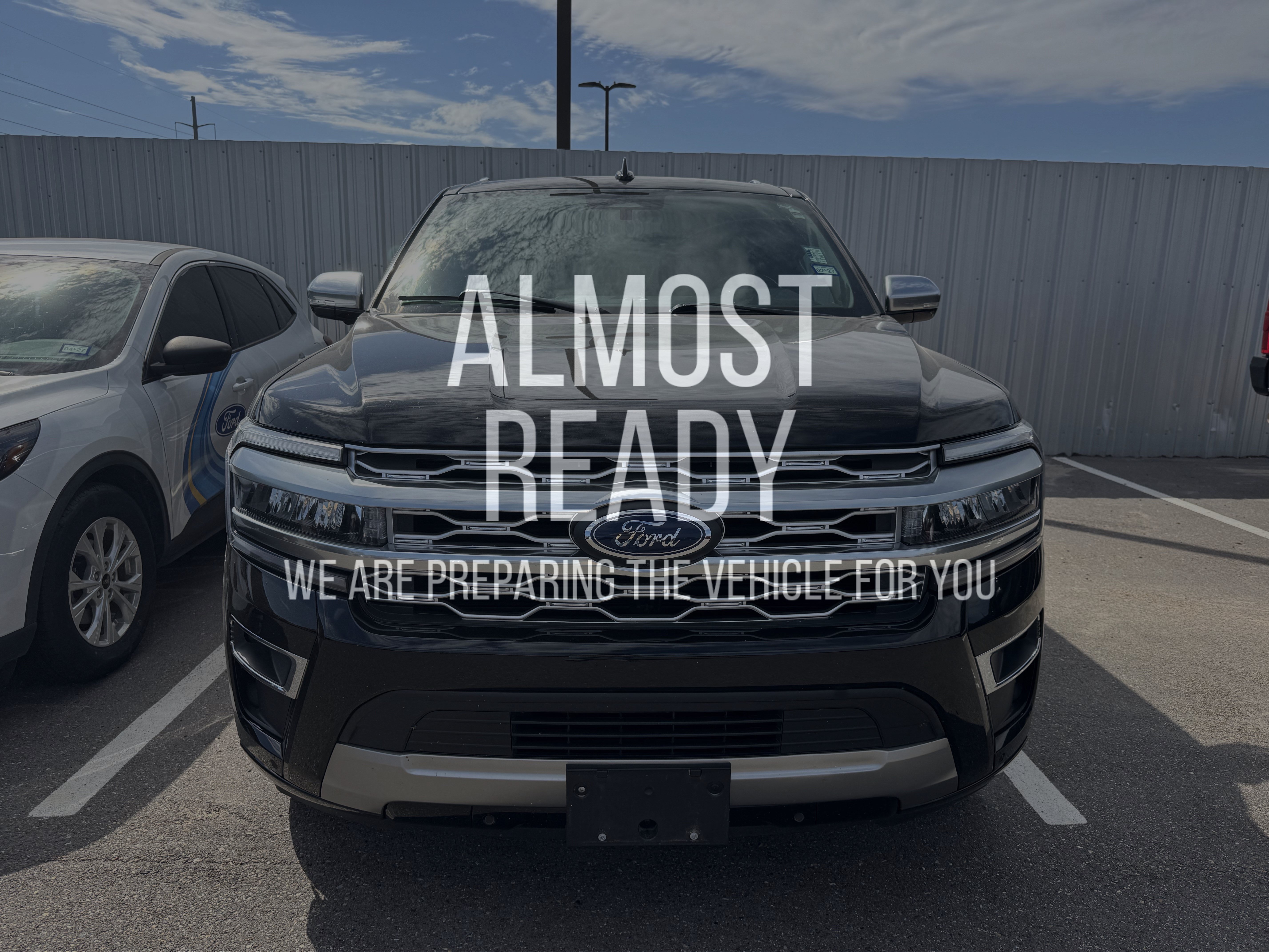Certified 2023 Ford Expedition Max Platinum RWD image 1