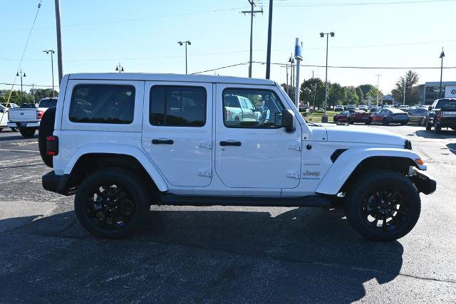 Used 2023 Jeep Wrangler Unlimited Sahara w/ Cold Weather Group AWD/4WD image 8
