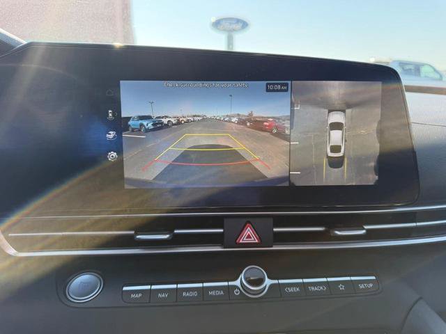 Used 2024 Hyundai Elantra Limited FWD image 22