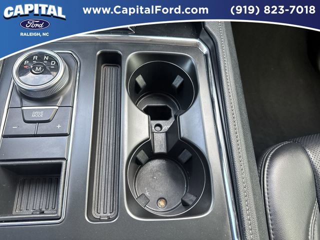 Certified 2024 Ford Expedition XLT image 30