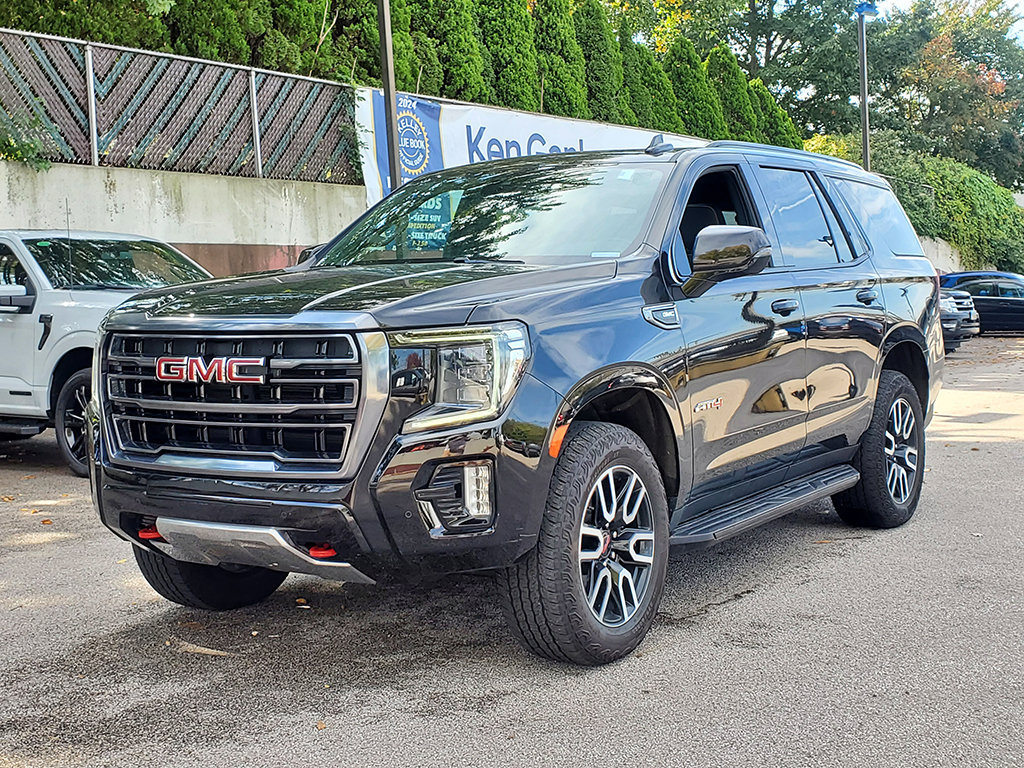 Used 2023 GMC Yukon AT4 w/ LPO, Floor Liner Package