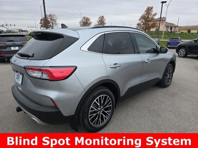 Certified 2022 Ford Escape Titanium w/ Titanium Premium Package image 4