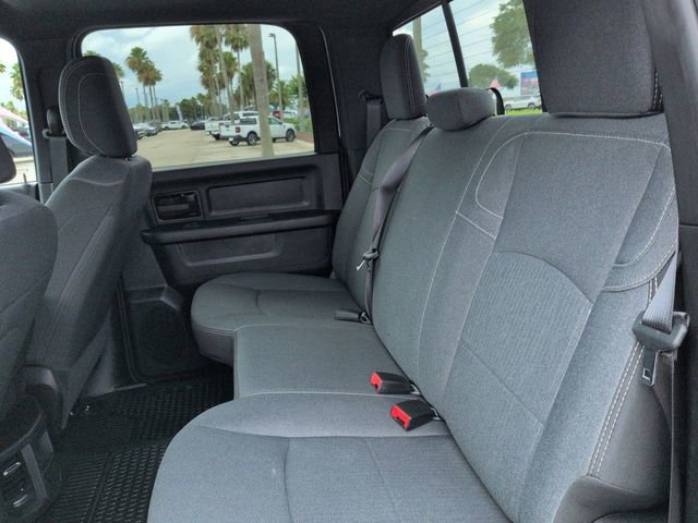 Used 2024 RAM 2500 Tradesman w/ Chrome Appearance Group AWD/4WD image 14