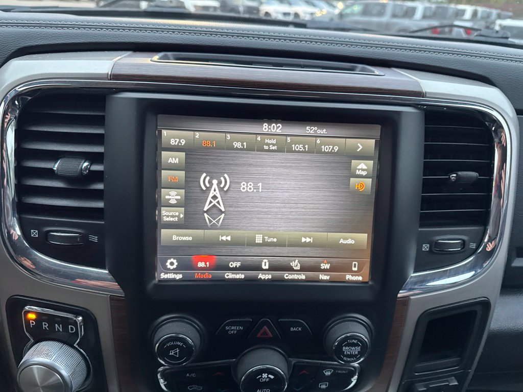 Used 2018 RAM 1500 Laramie w/ Convenience Group AWD/4WD image 17