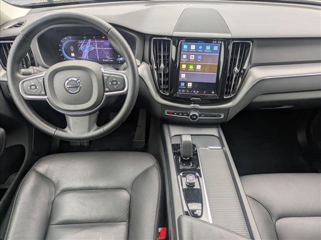 Used 2025 Volvo XC60 B5 Core image 23