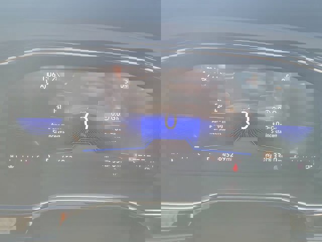 Used 2024 Volkswagen Jetta SE image 13