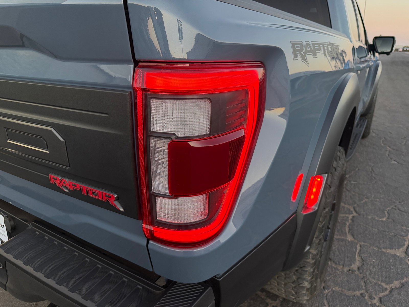 Certified 2023 Ford F150 Raptor w/ Raptor Carbon Fiber Package AWD/4WD image 29