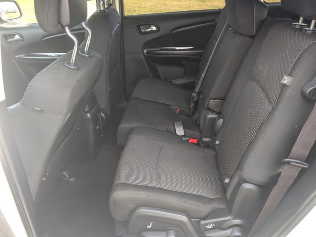 Used 2020 Dodge Journey SE w/ SE Popular Equipment Group image 29